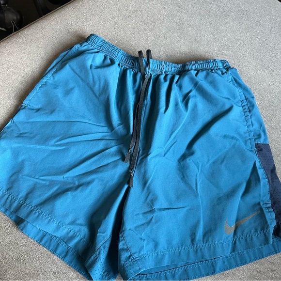 Nike Brief Lined Shorts (Pack of 5) - Picture 5 of 6